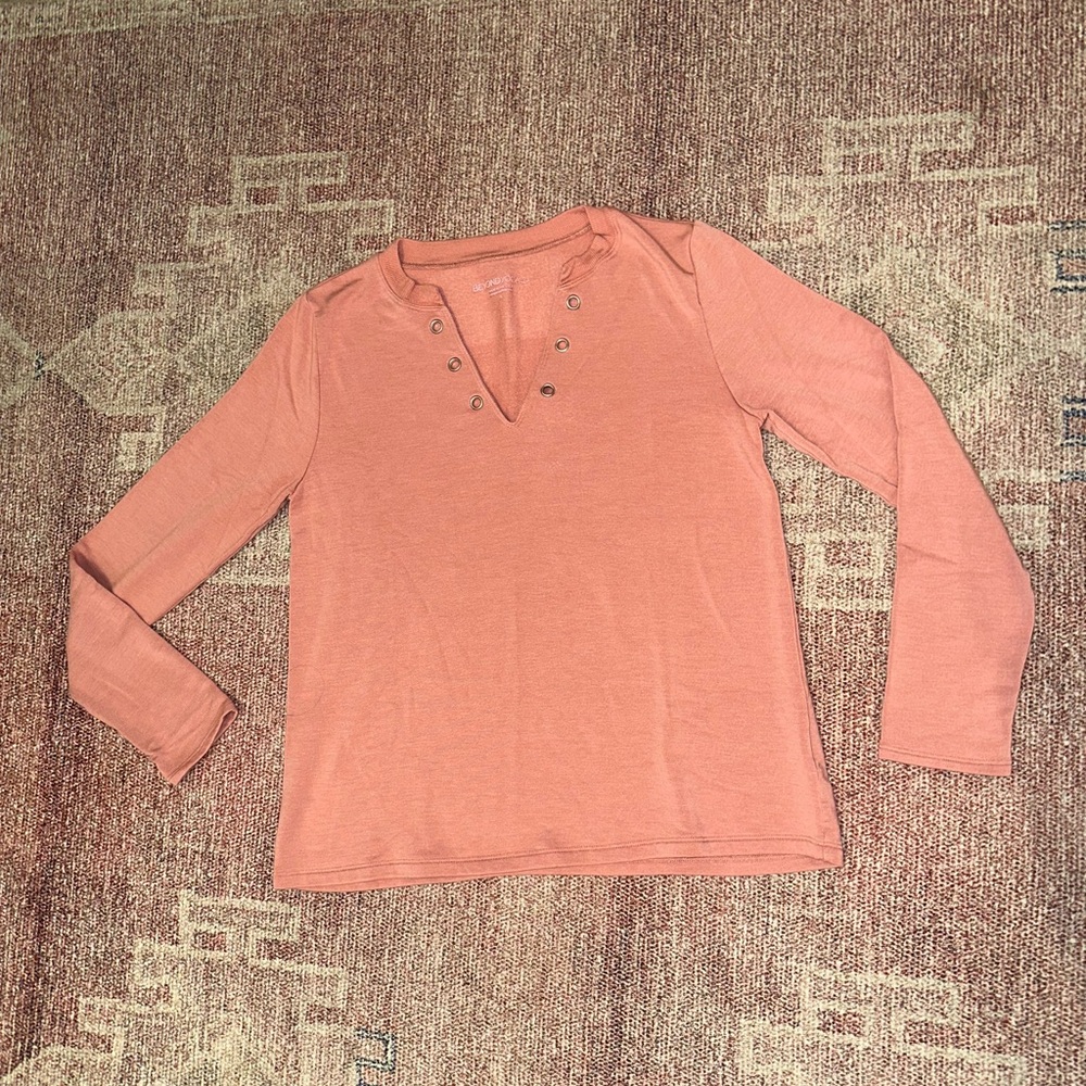Beyond Yoga mauve lace up sweatshirt super soft cozy like new small